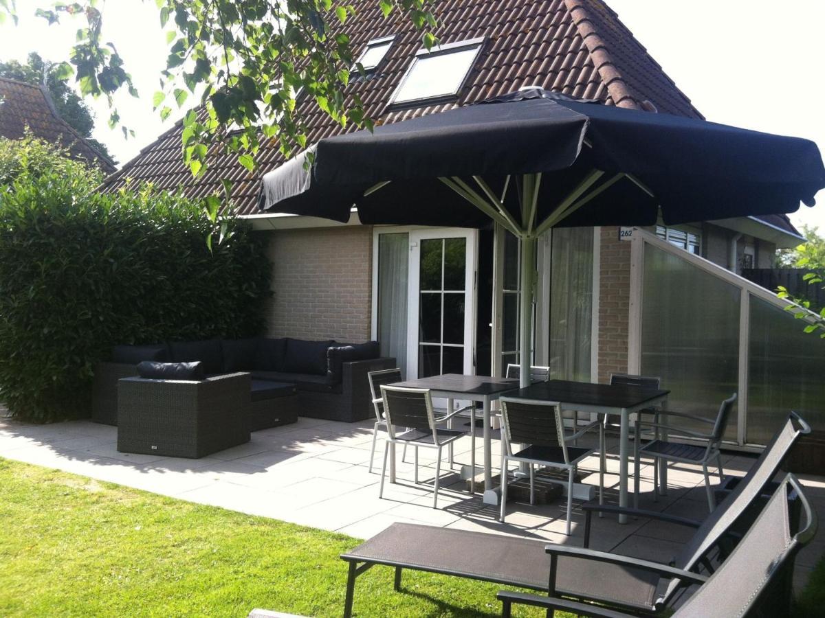 Lush Holiday Home In Earnew Ld Earnewald Luaran gambar