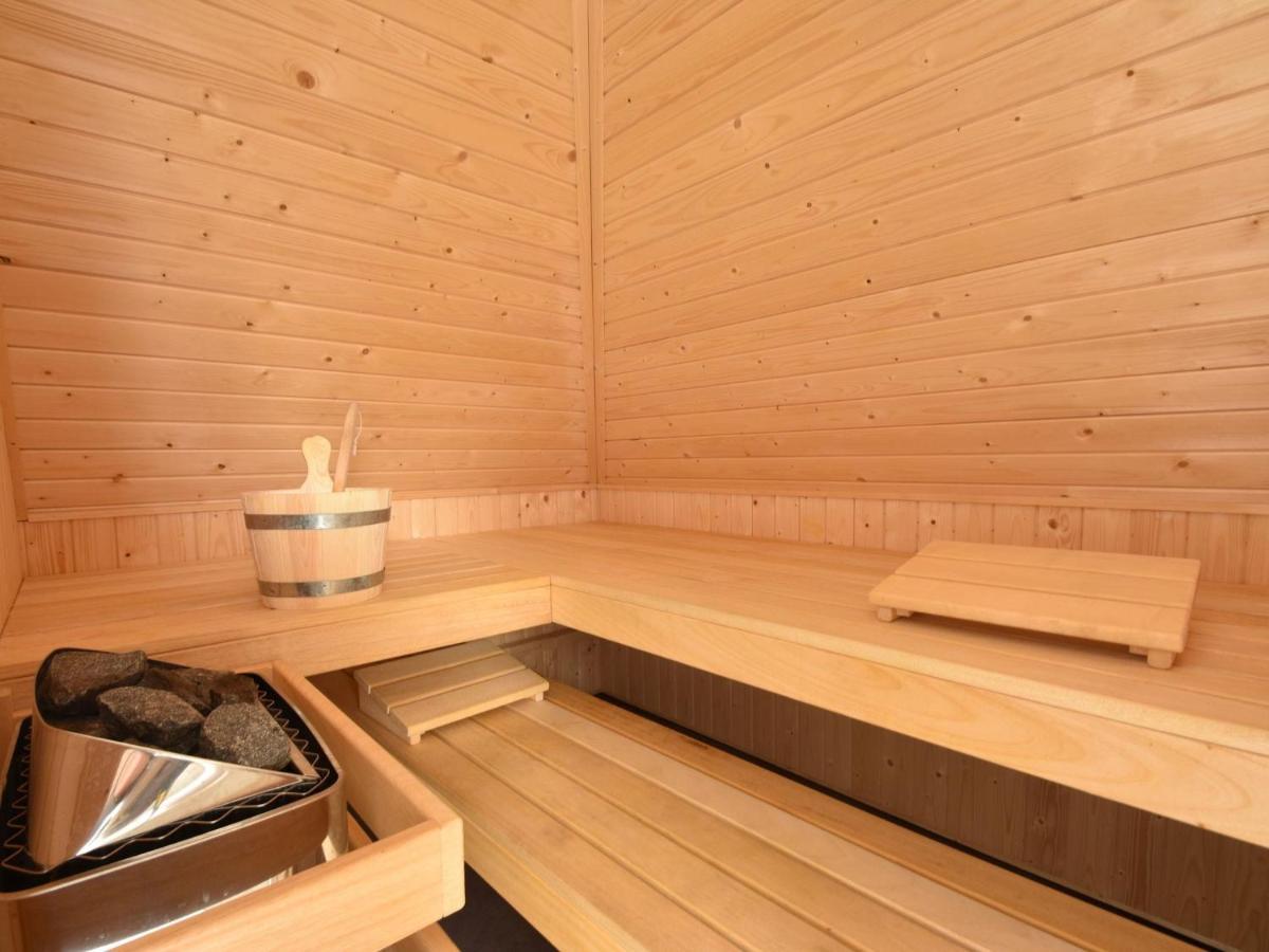 Lush Holiday Home In Earnew Ld Earnewald Luaran gambar
