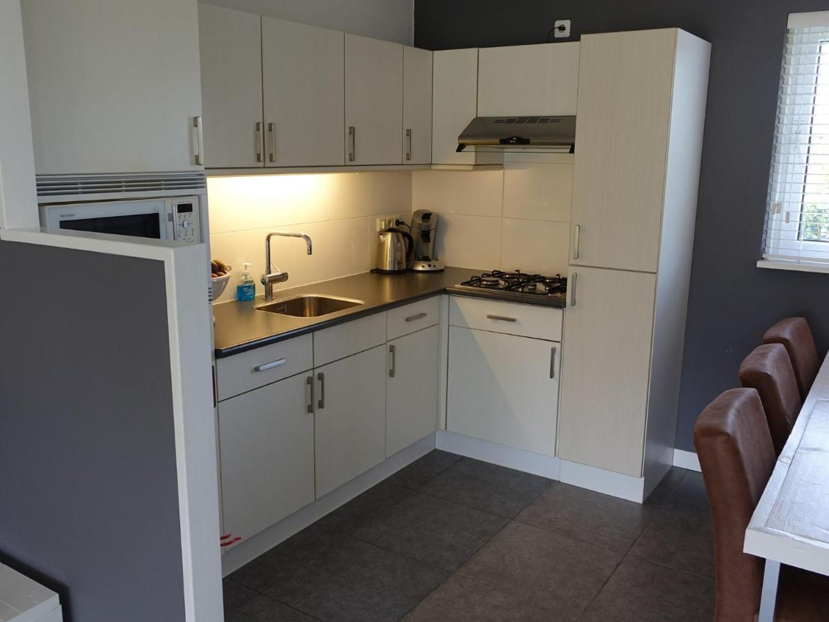 Lush Holiday Home In Earnew Ld Earnewald Luaran gambar