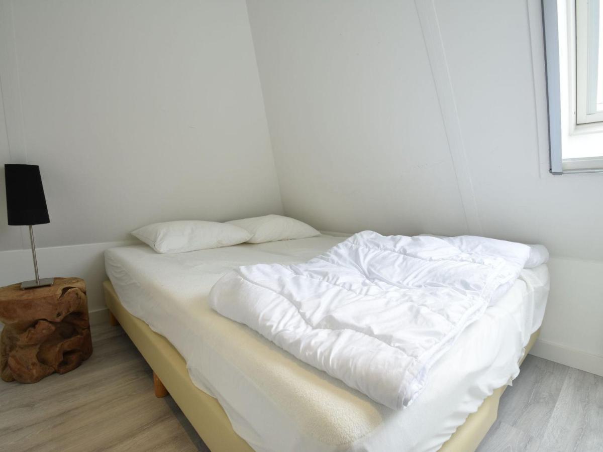 Lush Holiday Home In Earnew Ld Earnewald Luaran gambar